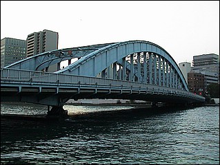 tntokyo2002_076.JPG